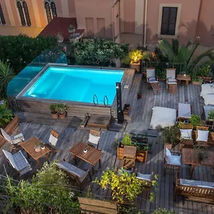 Palm Gallery Rome